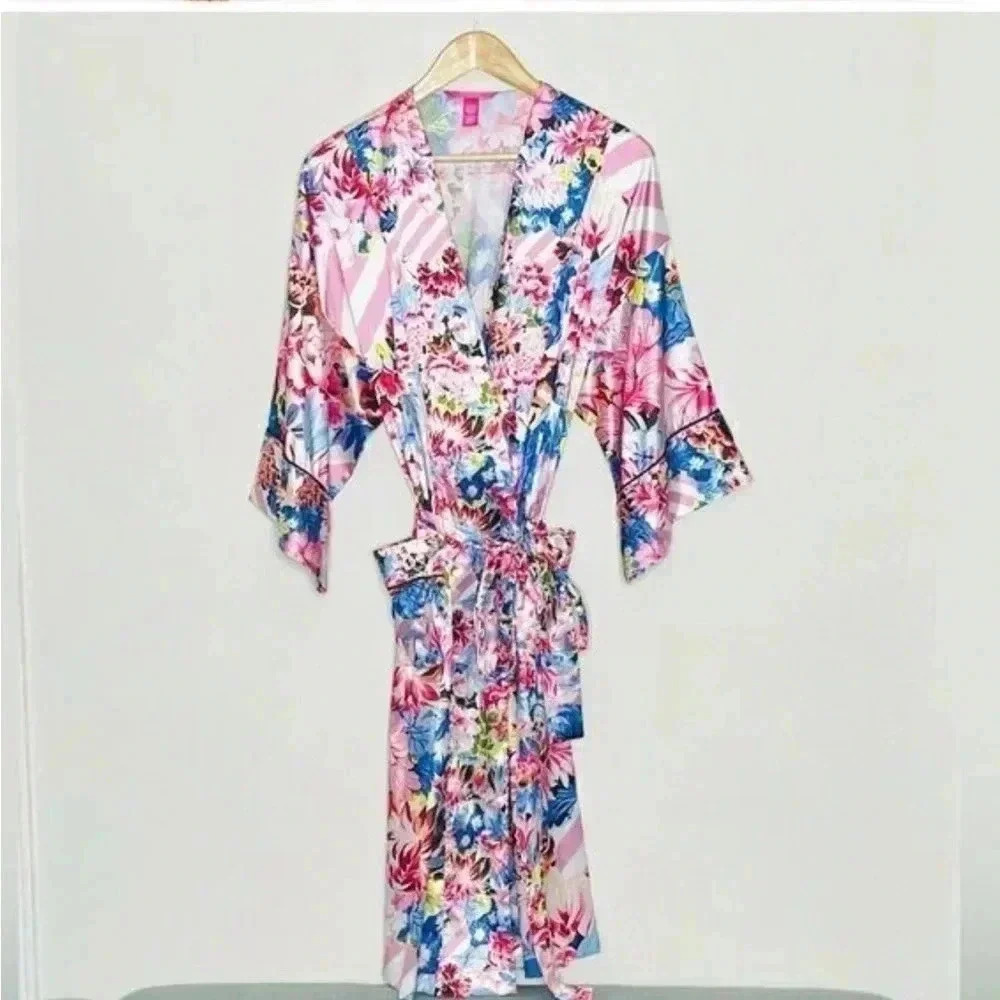 Victoria Secret x Mary Katrantzou Floral
Stripe Satin Kimono Robe size S - Picture 2 of 5